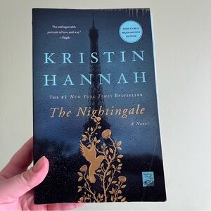 The Nightingale by Kristin Hannah Book